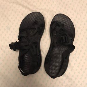Black chacos